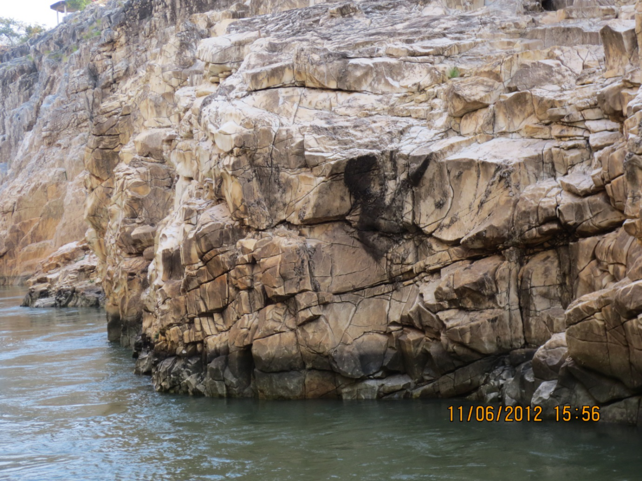 Marble Rocks of Bhedaghat © Amita Roy