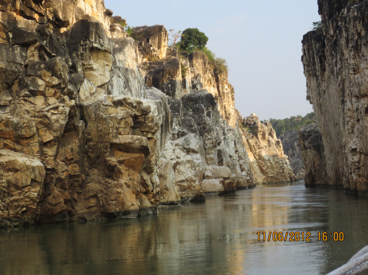 Marble Rocks of Bhedaghat © Amita Roy